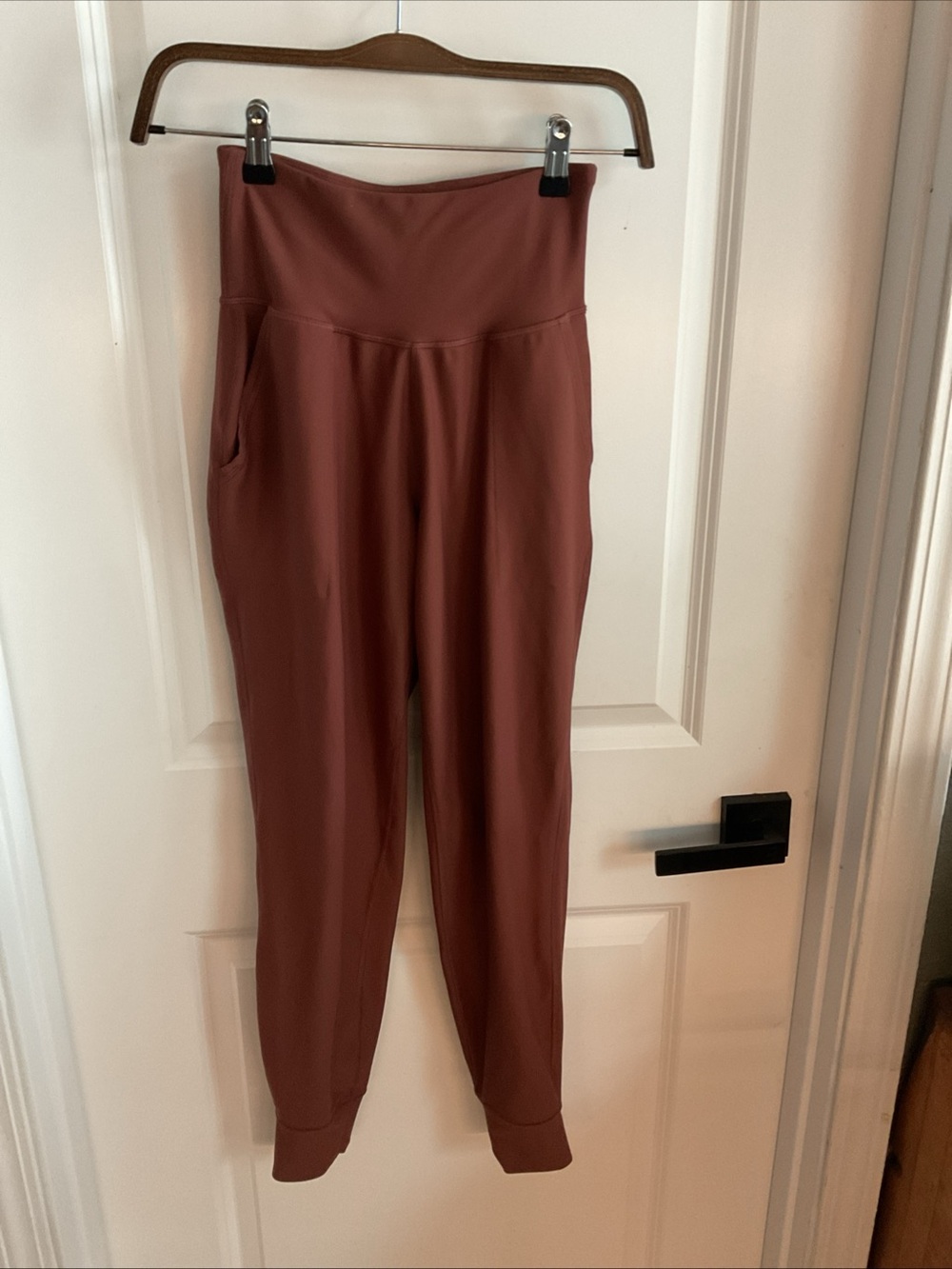 Old Navy Active Powersoft High-Rise Joggers - Rust Brown - Ladies Size X-Small